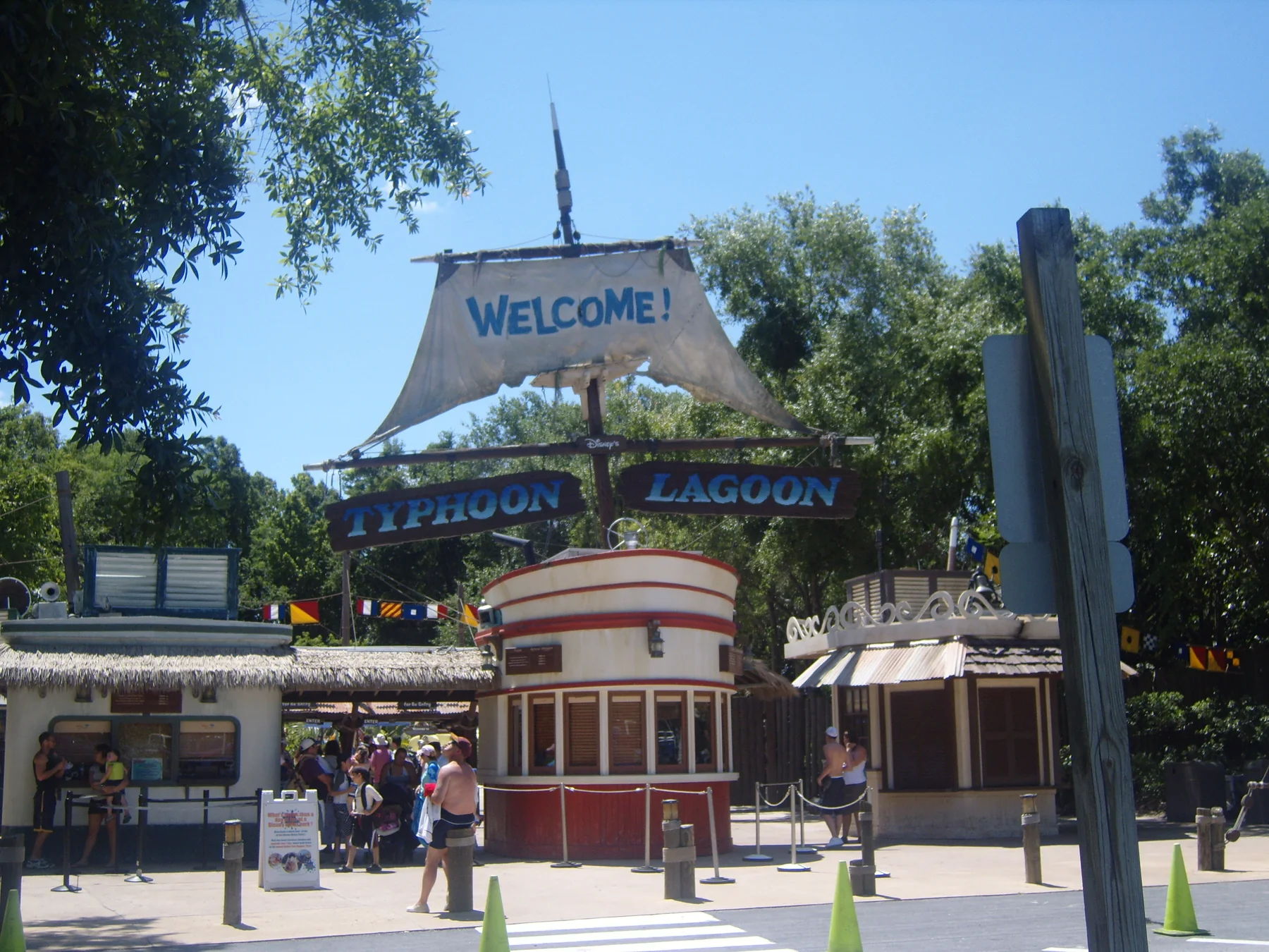 Entrada do Disney’s Typhoon Lagoon
